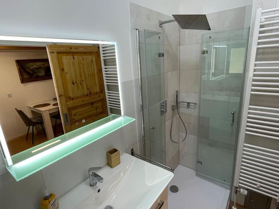 Appartement Zur Wied Oberlahr エクステリア 写真